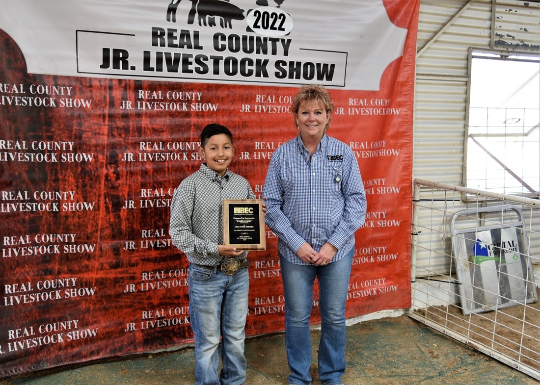 Real-County-Jr-Livestock-Show-2022_DSC_0896_edit-resized.jpg